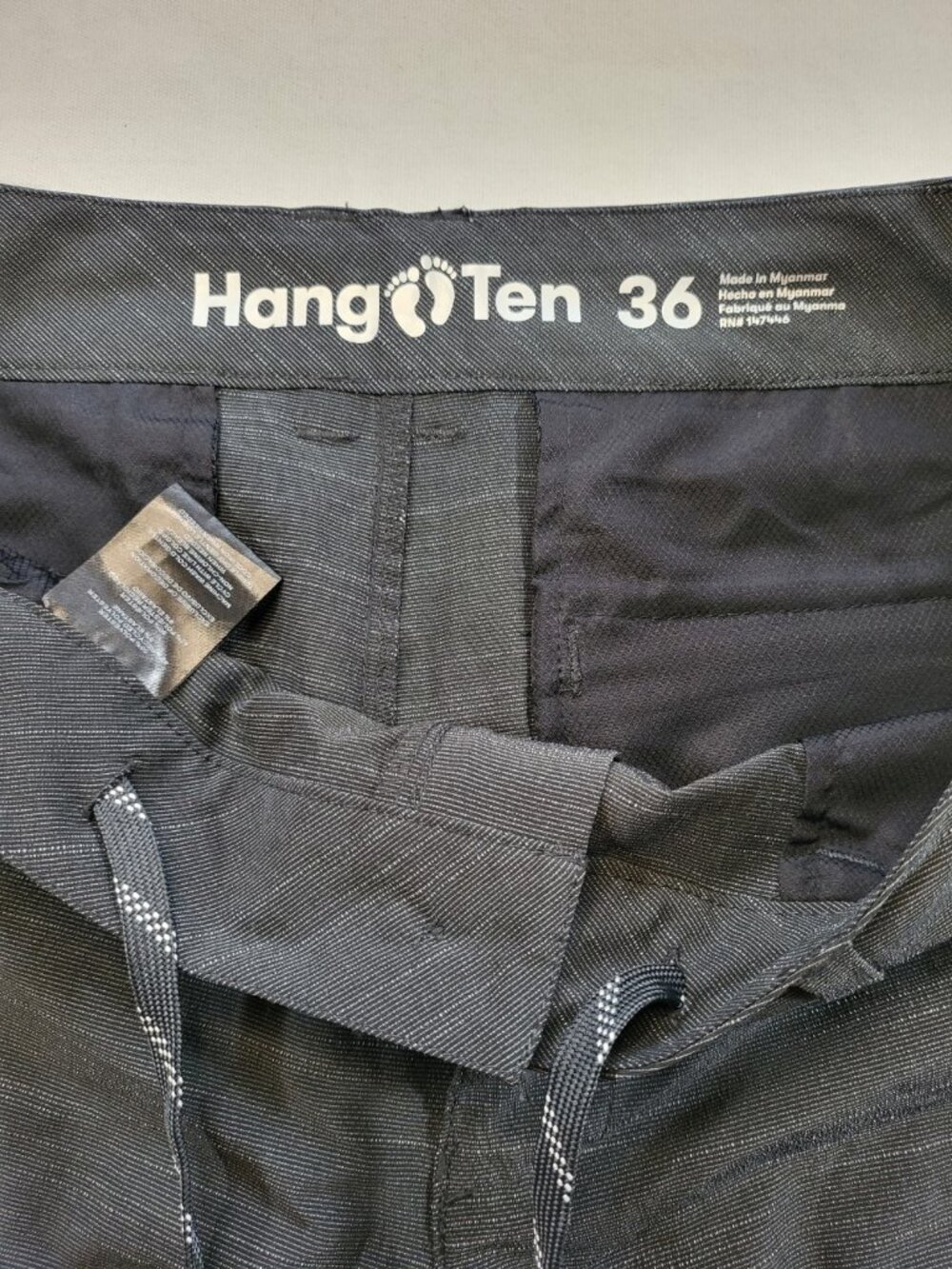 NWT Hang Ten Black Board Shorts Size 36 Surf Swimwear - Picture 3 of 9